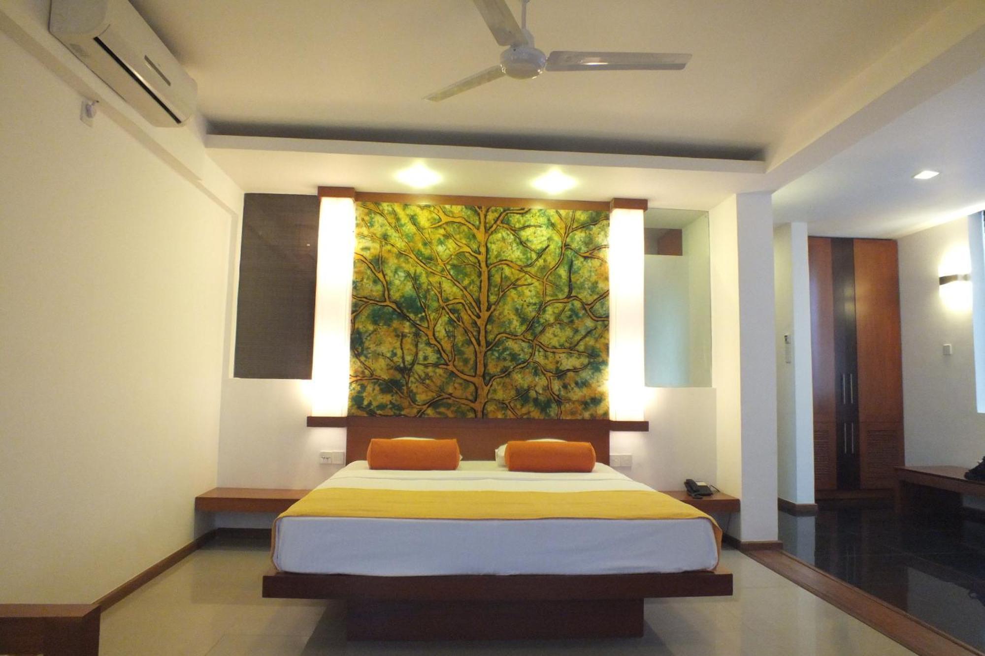 Hotel Topaz Kandy Exterior photo